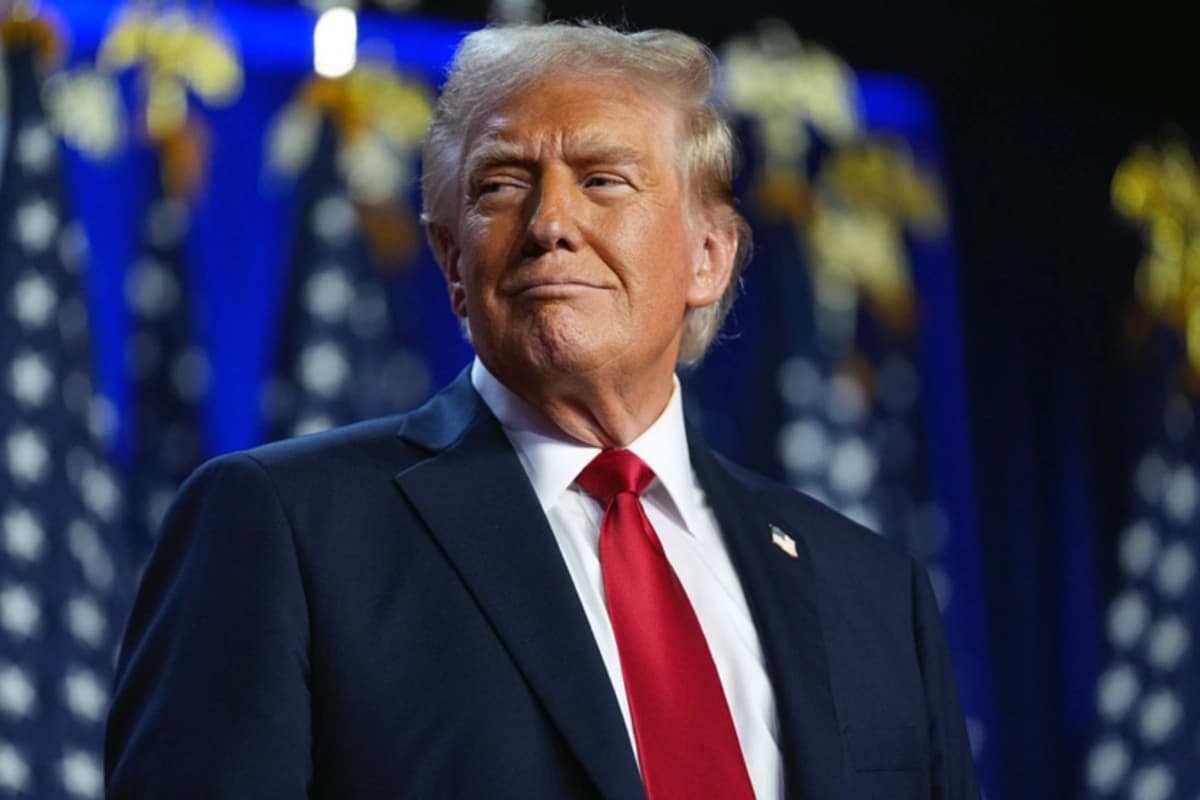 Tramp: "İranda artıq hakimiyyət dəyişikliyi baş verib"