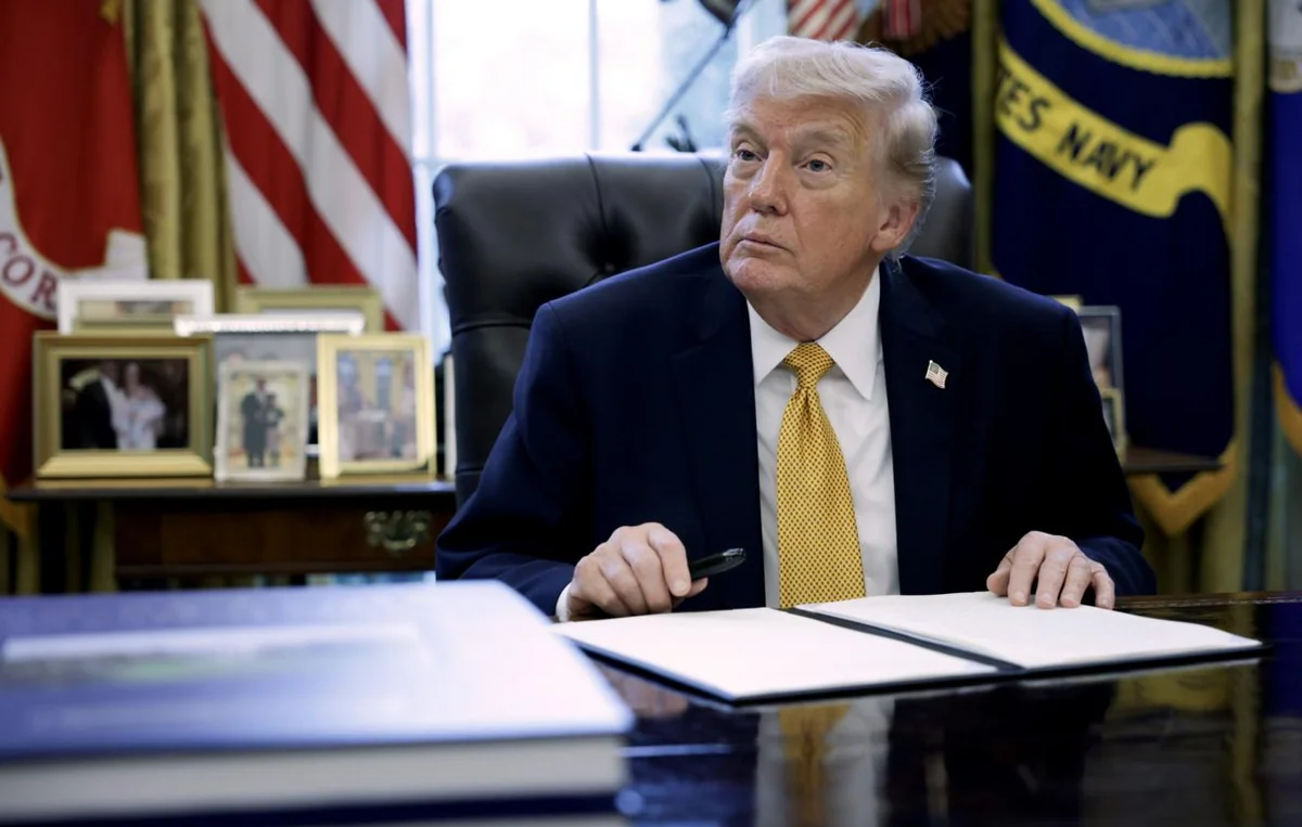 Tramp ABŞ-də silah istehsalının sürətləndirilməsini əmr etdi