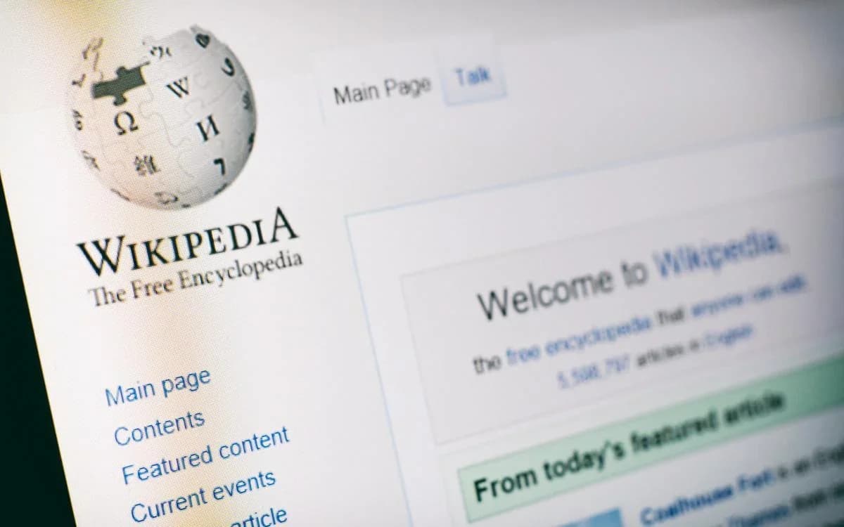 "Vikipediya" süni intellektlə yazılmış məqalələrin dərcini qadağan etdi