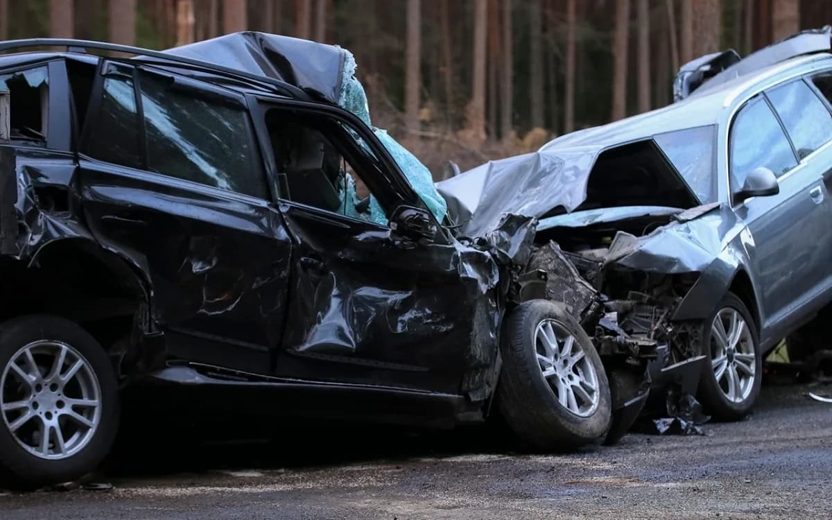 Gəncədə dörd avtomobil toqquşdu: Yaralananlar var