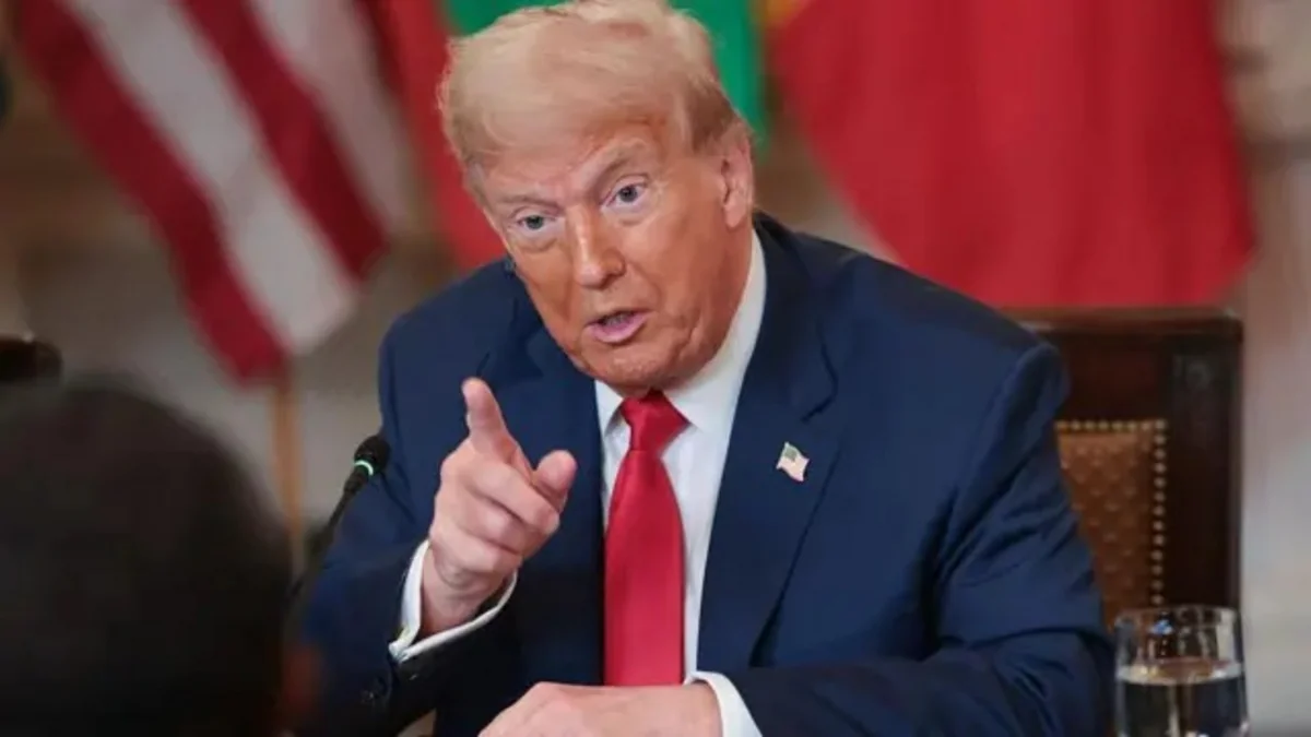 Tramp: "Kürdlər iranlılara göndərilən silahları özlərinə götürüblər"