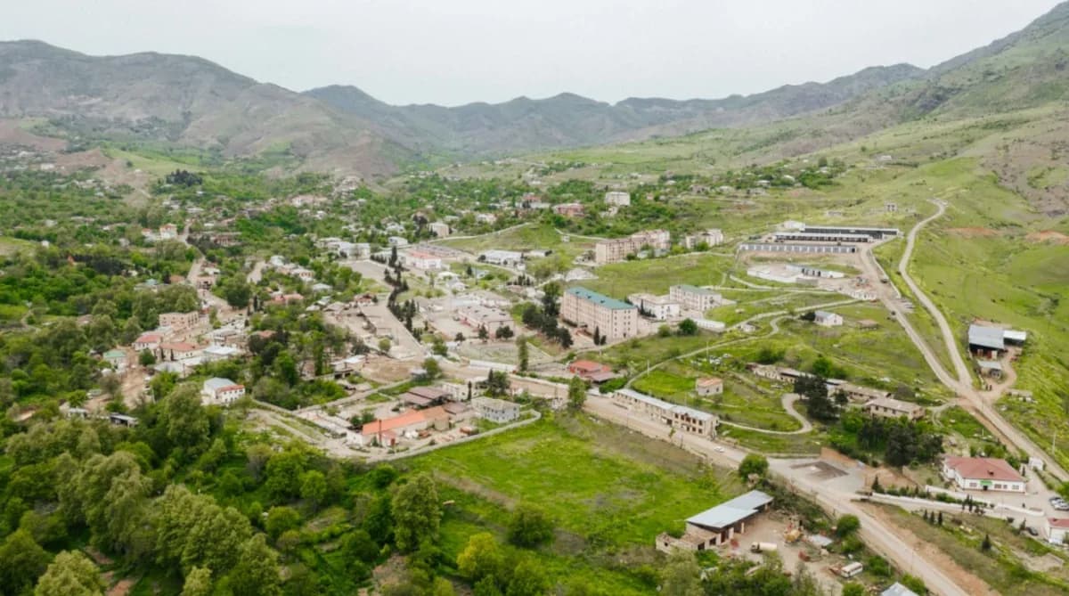 Xocavənd şəhərinə daha 64 ailə yola salınıb