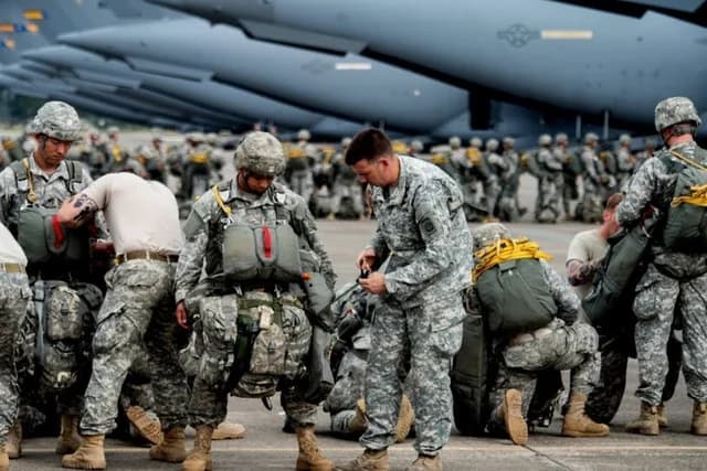 Amerikalı desantçılar artıq Yaxın Şərqə yerləşdiriliblər