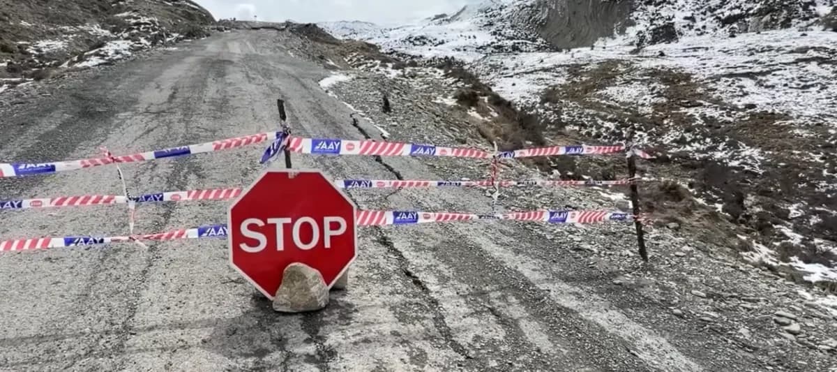 Dəmirçi-Lahıc avtomobil yolu bağlanıb: Son vəziyyət necədir? - VİDEO