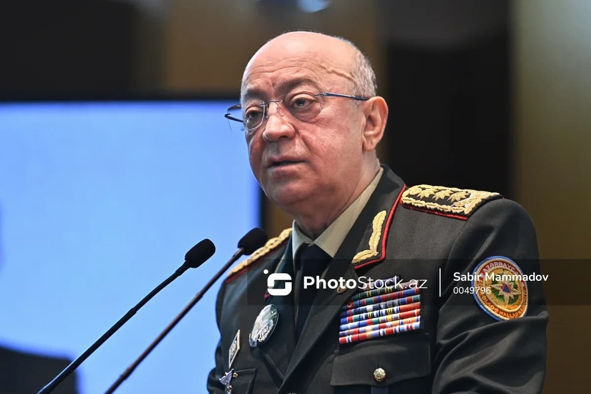 Kəmaləddin Heydərov rəisi işdən çıxardı - FOTO