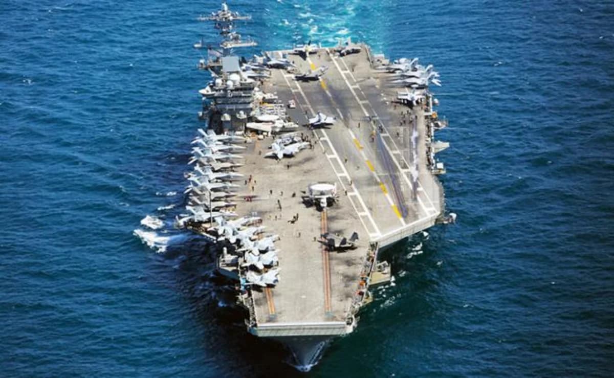 İran "USS Abraham Lincoln" aviadaşıyıcısına zərbə endirdiyini bildirib