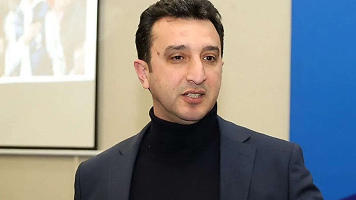 Cahangir Həsənzadə vəzifədən azad edildi