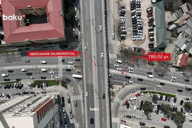 Əbdülvahab Salamzadə küçəsi ilə Tbilisi prospektinin kəsişməsində hərəkət niyə iflic olur? - VİDEO