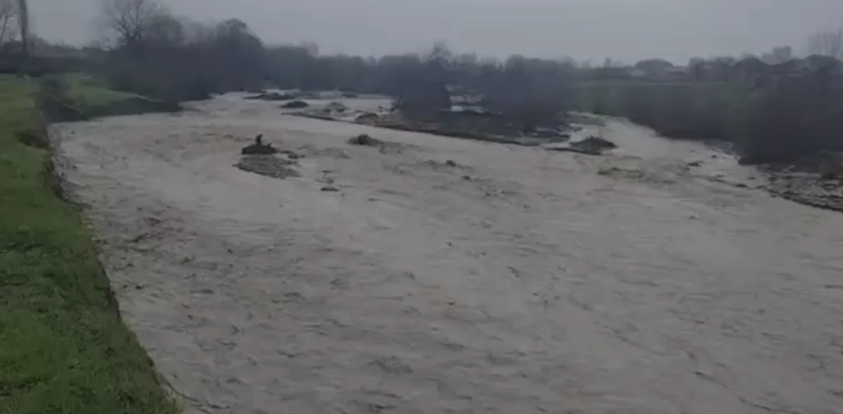 Quba və Qusar rayonlarında bəzi çaylardan sel keçir - VİDEO