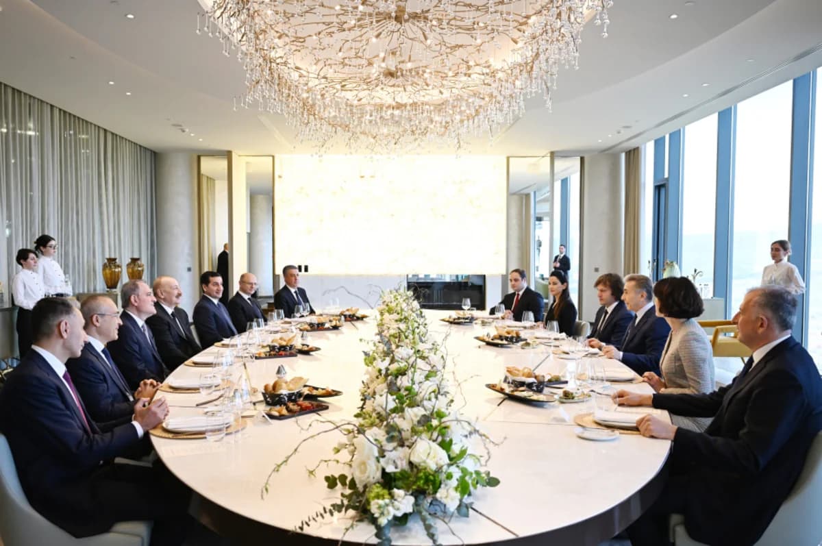 Gürcüstanda Azərbaycan Prezidentinin şərəfinə lanç verilib - FOTO