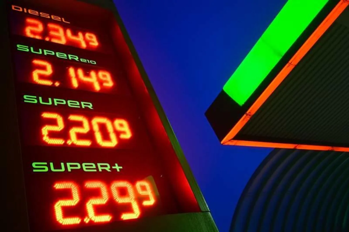 Almaniyada dizel yanacağının qiyməti rekord həddə yüksəlib