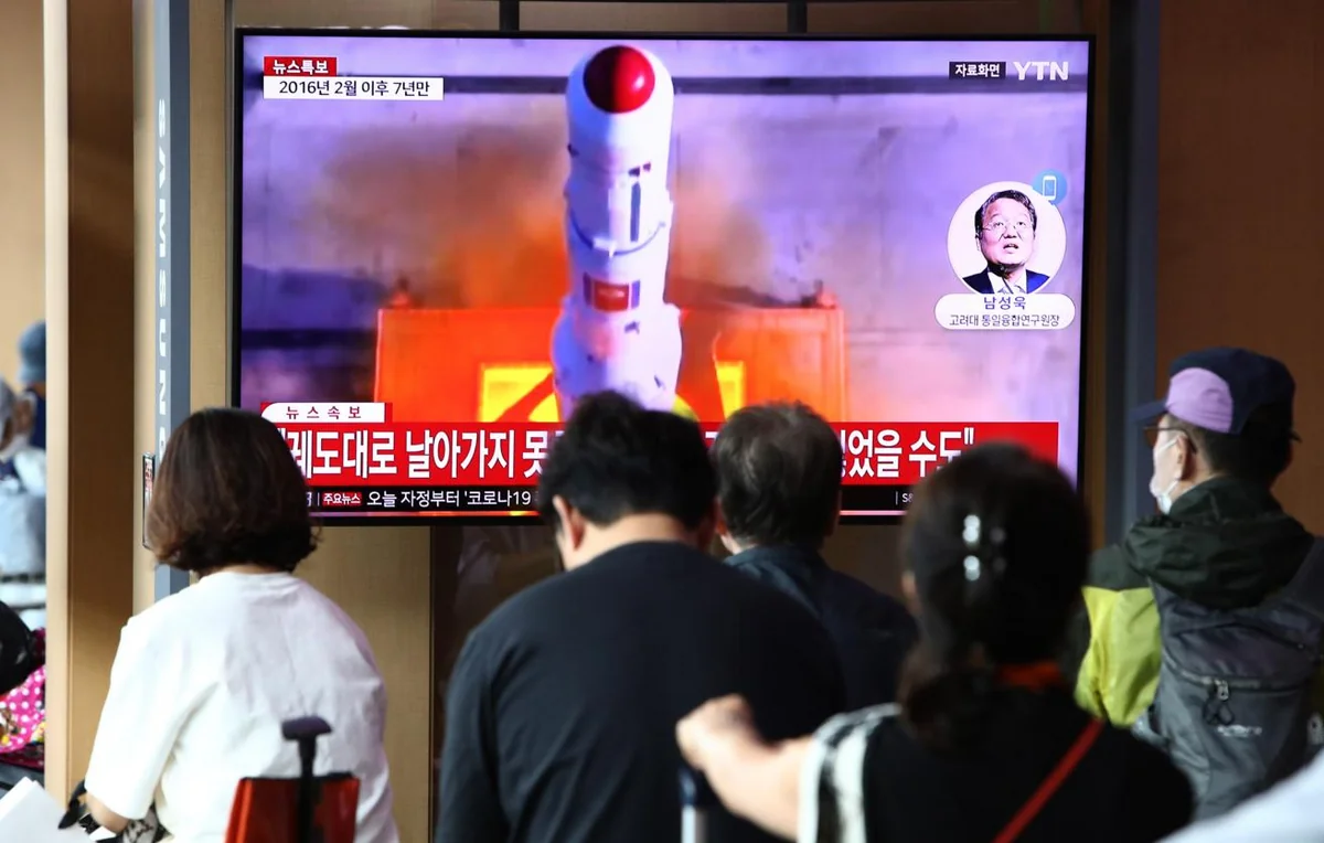 Şimali Koreya Yapon dənizinə doğru ballistik raketlər atdı