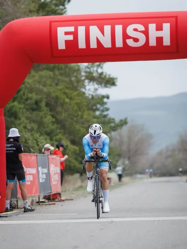Azərbaycan velosipedçisi Qazaxıstanda bürünc medal qazandı - FOTO