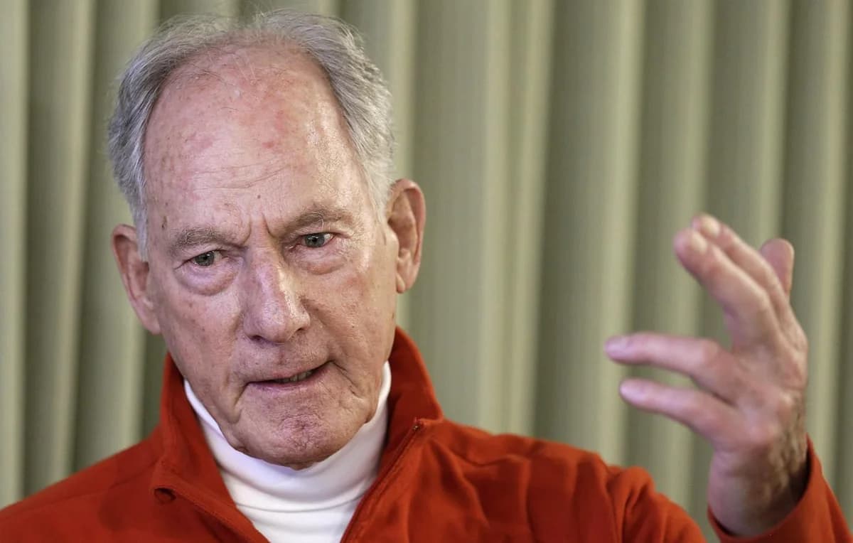 Everesti fəth edən ilk ABŞ-li Cim Uittaker vəfat edib