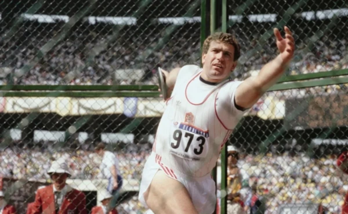 Disk atma üzrə tarixin ilk dünya çempionu vəfat etdi