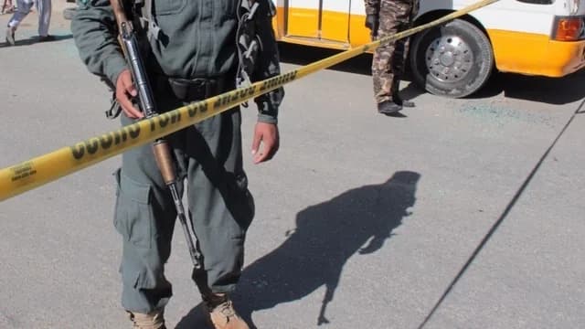 Əfqanıstanda silahlılar parkda ziyarətçilərə atəş açıb: Ölən və yaralananlar var