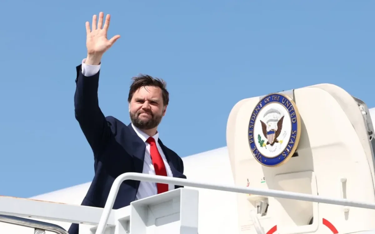 ABŞ nümayəndə heyəti İranla danışıqlara gedir: Səhnə arxasında nə baş verir?