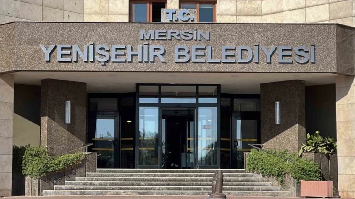 Türkiyədə CHP bələdiyyəsinə qarşı əməliyyat: Rəsmilər və şirkət nümayəndələri saxlanıldılar