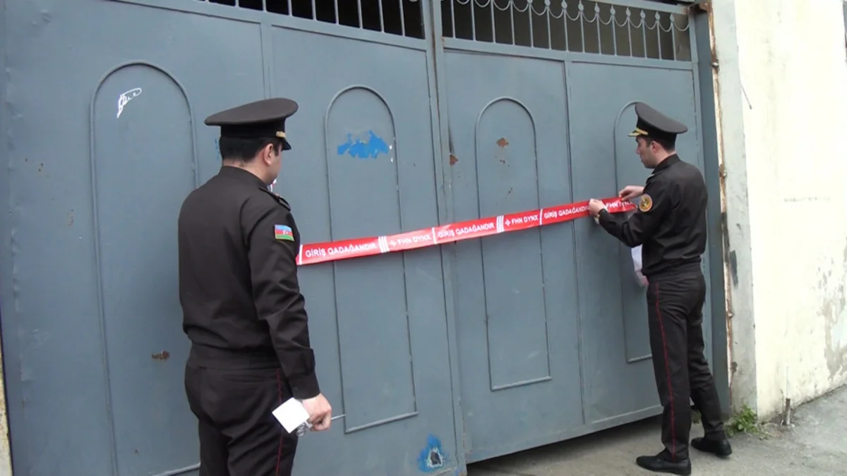 Yanğın təhlükəsizliyinə əməl edilməyən avtomobil təmiri sexinin fəaliyyəti dayandırıldı - FOTO - VİDEO