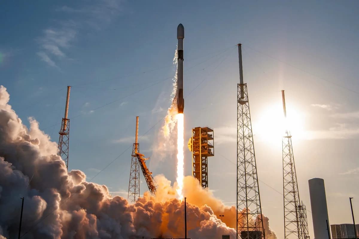 ABŞ-dən kosmosa yeni missiya: Beş ton yük orbitə göndərildi - VİDEO