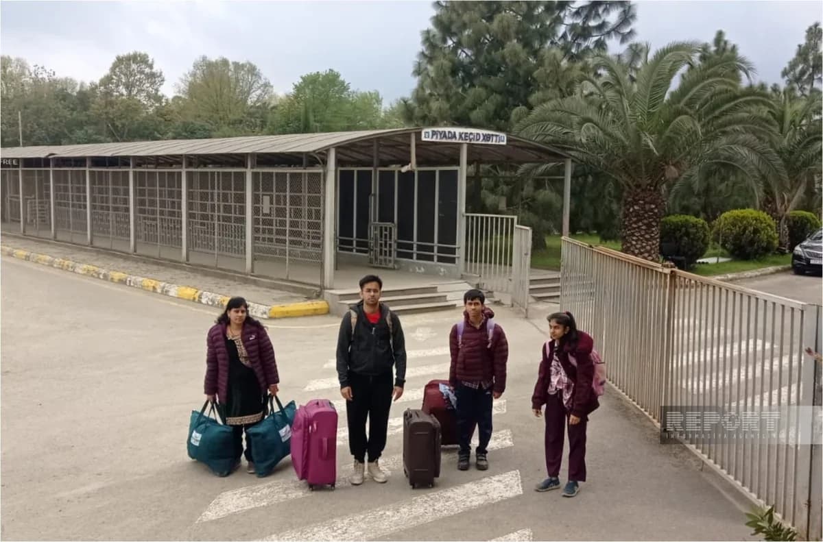 İrandan Azərbaycana indiyədək 3 439 nəfər təxliyə olunub - FOTO