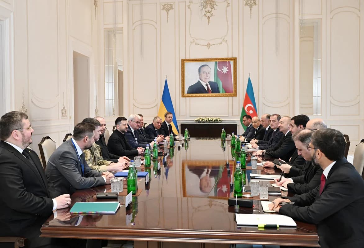Qəbələdə İlham Əliyevin Volodimir Zelenski ilə geniş tərkibdə görüşü keçirilir