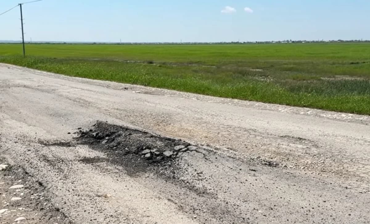 10 min sakinin istifadə etdiyi yol çökür: Problem kritik həddə çatır - VİDEO