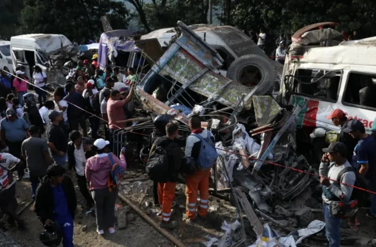 Kolumbiyada terror aktı: Yeddi ölü, 20-dən çox yaralı - VİDEO