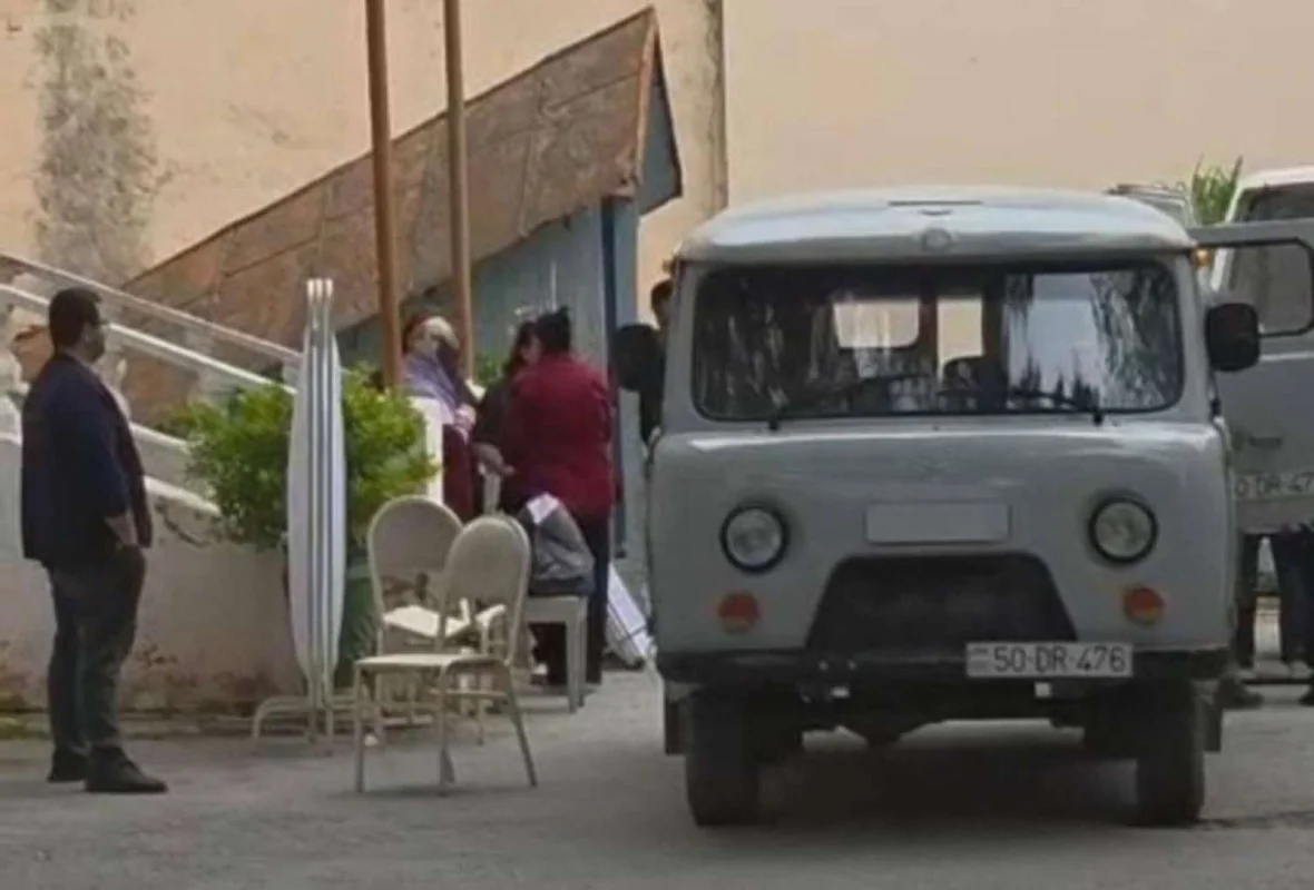 Sumqayıtda qəzalı vəziyyətdə olan xəstəxana sökülür