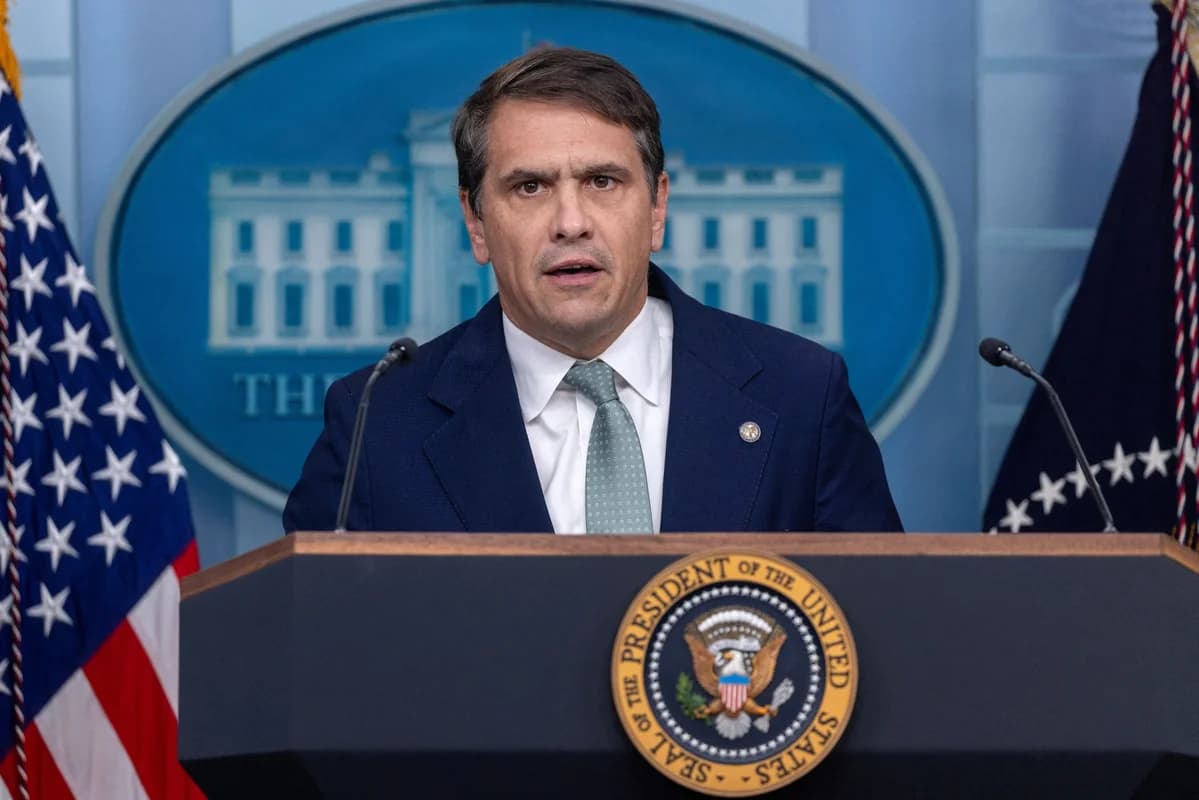 ABŞ Ədliyyə Nazirliyi: "Məxfi Xidmət əməkdaşına kimin atəş açdığı hələ təsdiqlənməyib"