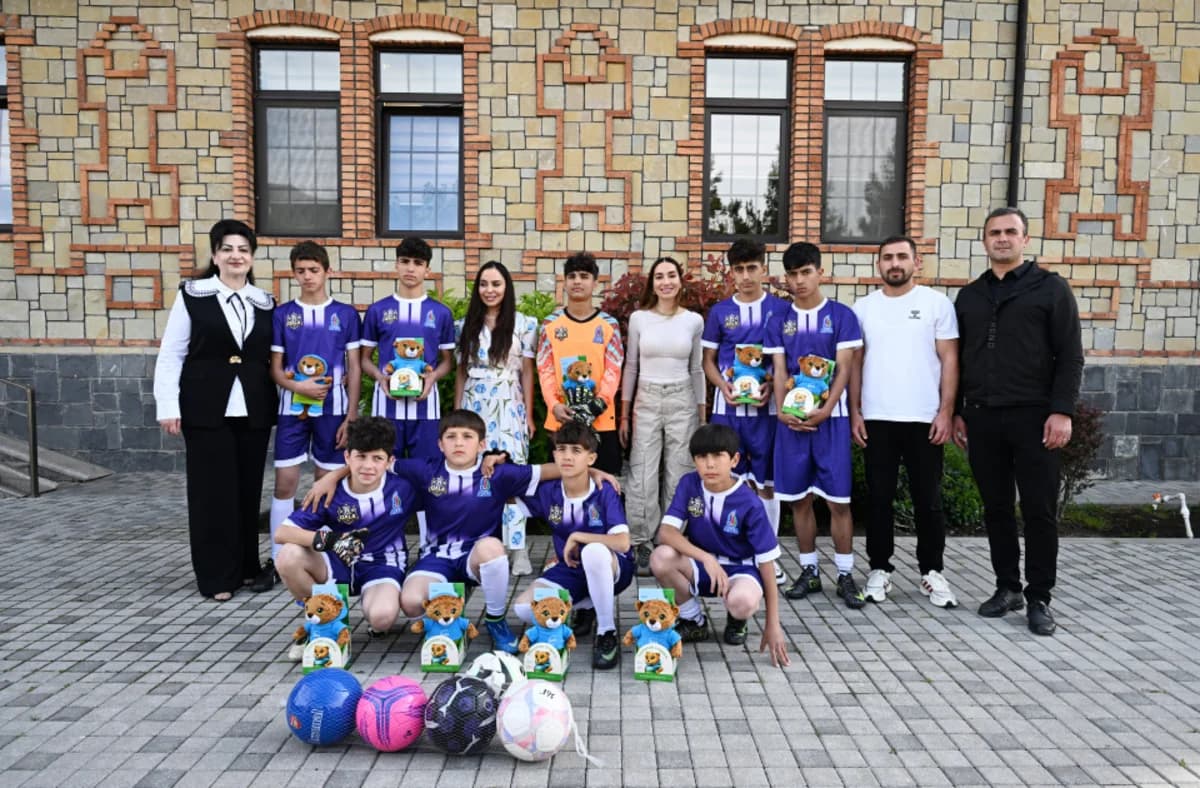 Leyla Əliyeva və Arzu Əliyeva Şəkidə uşaq evi sosial xidmət müəssisəsində olublar - FOTO