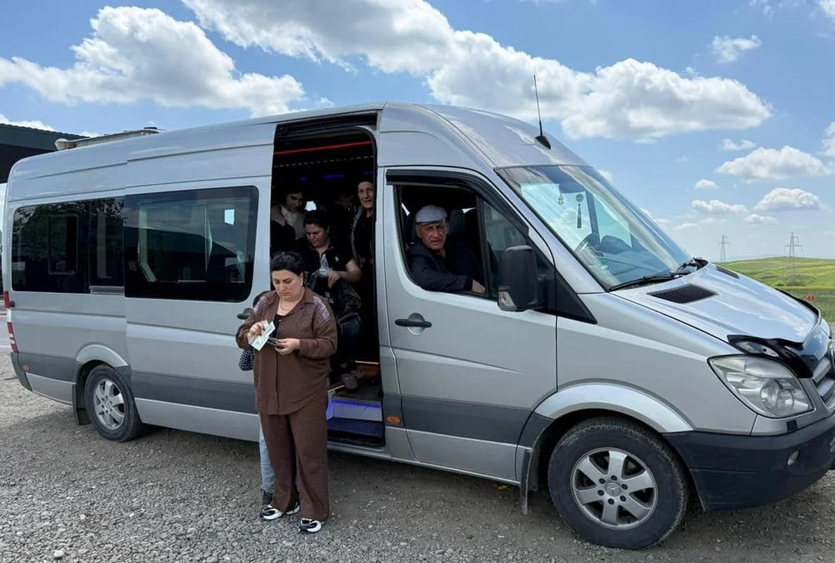 İllər sürən həsrətin sonu: Növbəti köç karvanı Xocavənd kəndinə çatıb