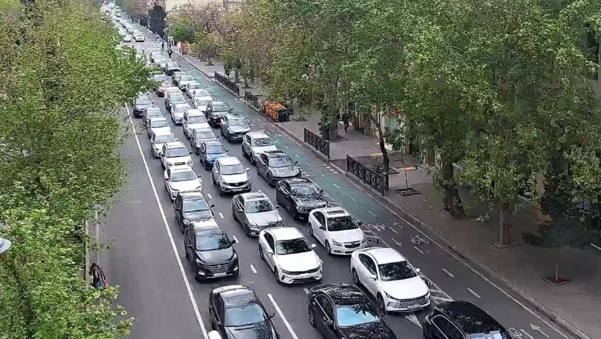 Paytaxtın hansı küçələrində sıxlıq müşahidə olunur? - FOTO - 30.04.2026