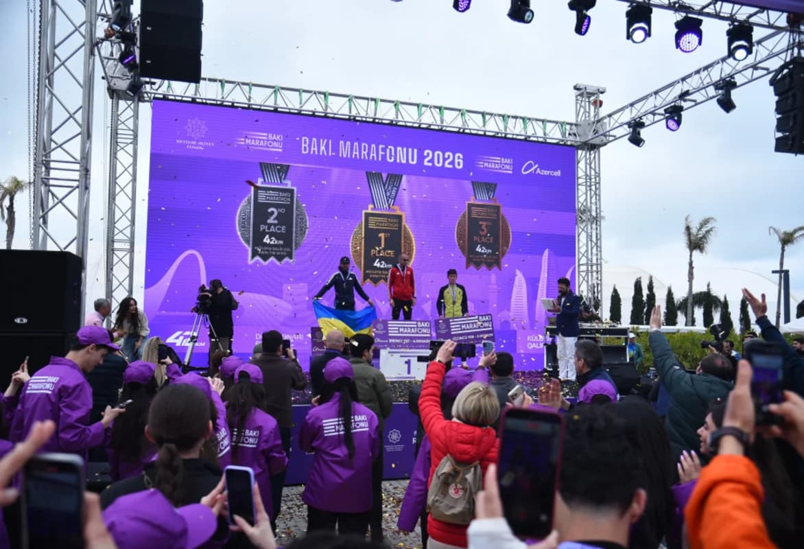 "Bakı Marafonu 2026"nın mükafatlandırma mərasimi olub, qaliblərə medalları Leyla Əliyeva təqdim edib