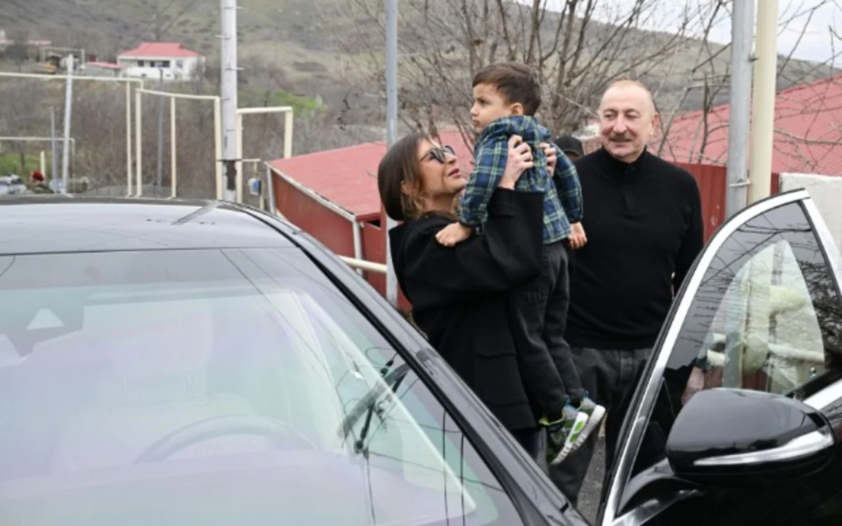 Prezident İlham Əliyev Ayazın arzusunu gerçəkləşdirdi: Ailəsinə "KamAZ" hədiyyə etdi - FOTO - VİDEO